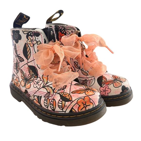 Dr Marten Girls Floral/Butterfly Combat Boots w/Ribbon Lace/Zipper Closure-10 - Picture 1 of 8